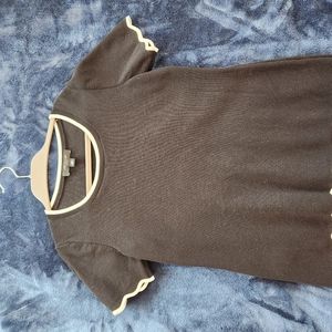 Loft Outlet black short sleeved sweater with white trim